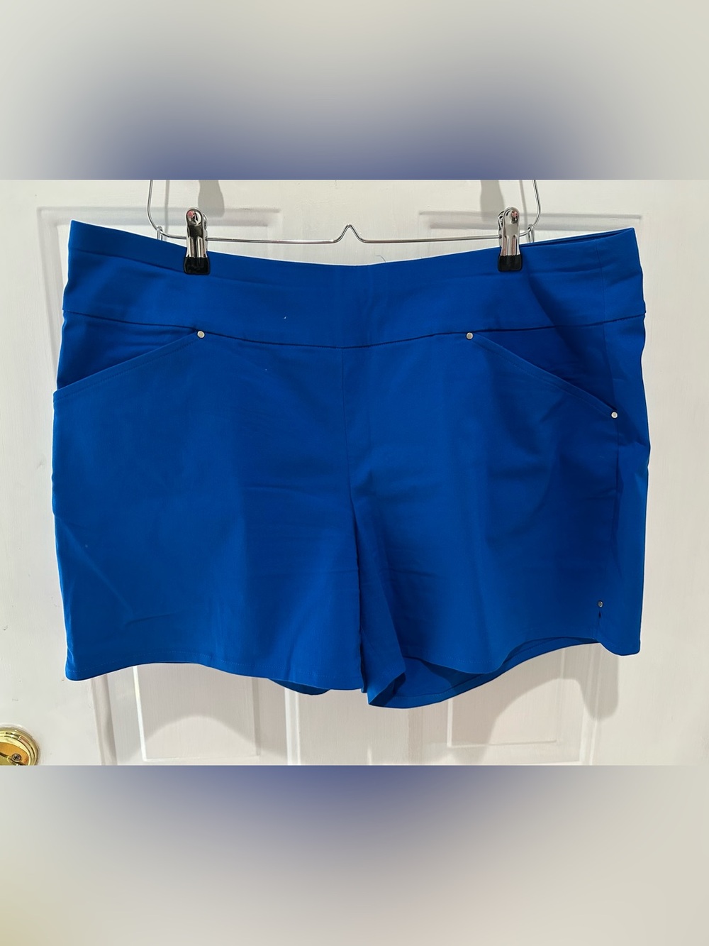 Women’s INC Stretch Performance Shorts in Royal Blue